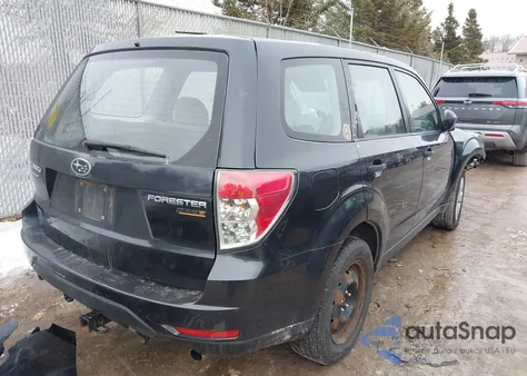 2010 Subaru Forester 2.5X z USA, uszkodzony, nr VIN JF2SH6AC2AG726207